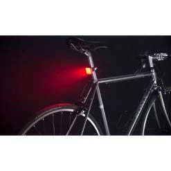 Eclairage Arrière Vélo LED 100 Lumens Blinder Grid Knog -VTC électriques Soldes eclairage arriere velo led 100 lumens blinder grid knog full 3