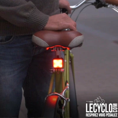 Eclairage Arrière Vélo LED 100 Lumens Blinder X Knog 8 Eclairage Arrière Vélo LED 100 Lumens Blinder X Knog – Image 6