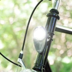 Eclairage Pour Vélo Sans Pile Avant Sur Cadre Nova Reelight -VTC électriques Soldes eclairage pour velo sans pile avant sur cadre nova reelight full 3