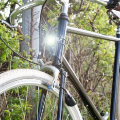 Eclairage Pour Vélo Sans Pile Avant Sur Cadre Nova Reelight -VTC électriques Soldes eclairage pour velo sans pile avant sur cadre nova reelight full 4