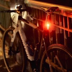 Feu Vélo Arrière Kryptonite Incite XBR 20 Lux -VTC électriques Soldes feu velo arriere kryptonite incite xbr 20 lux full 4