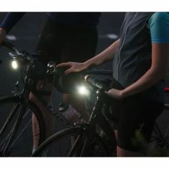 Feu Vélo Avant 700 Lumens PWR ROAD Avec Batterie Externe Knog -VTC électriques Soldes feu velo avant 700 lumens pwr road avec batterie externe knog full 6