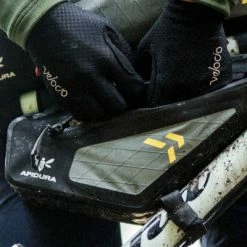 Sacoche De Cadre Bikepacking Backcountry Frame Pack Apidura 2L -VTC électriques Soldes sacoche de cadre bikepacking backcountry frame pack apidura 2l full 3