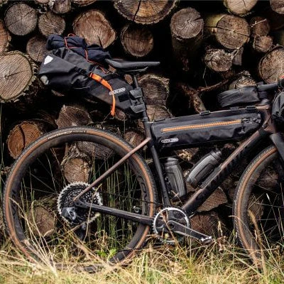 Sacoche De Selle étanche Noir Mat Bikepacking Ortlieb 8 Sacoche De Selle étanche Noir Mat Bikepacking Ortlieb – Image 6