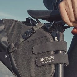 Sacoche De Selle Vélo Brooks étanche Pour Bikepacking 8L Scape -VTC électriques Soldes sacoche de selle velo brooks etanche pour bikepacking 8l scape full 3