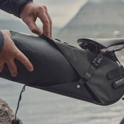 Sacoche De Selle Vélo Brooks étanche Pour Bikepacking 8L Scape -VTC électriques Soldes sacoche de selle velo brooks etanche pour bikepacking 8l scape full 4