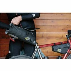Sacoche De Selle Voyage à Vélo Racing Apidura -VTC électriques Soldes sacoche de selle voyage a velo racing apidura full 6