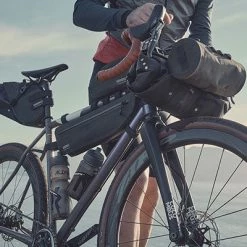 Sacoche Guidon Brooks Scape 3L Pour Gravel Et Bikepacking -VTC électriques Soldes sacoche guidon brooks scape 3l pour gravel et bikepacking full 6